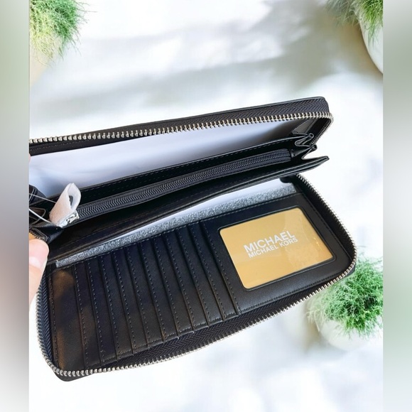 🌸NeW! $860 Michael Kors Mercer Belted Satchel & Wallet - Picture 8 of 8